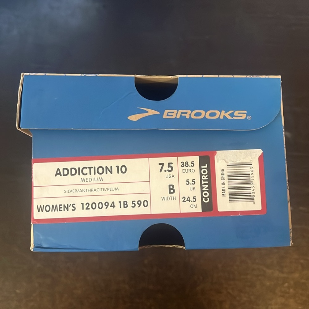 Brooks Addiction 10 in Silver/Anthracite/Plum - Picture 2 of 5